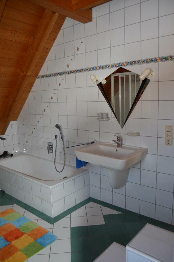 Schuler-Petschler Apartment Obereisenheim Bagian luar foto